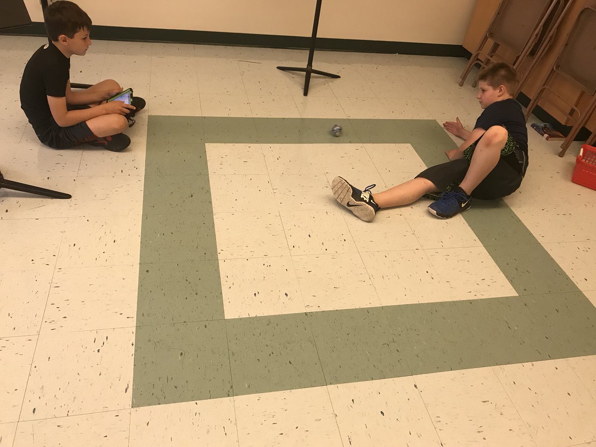 LibraryMakerLab's tweet photo. Our #hawksome Ss loved programming Spreros to create a square. Who knew we would have the PERFECT floors for this lesson?! #leboproud #mattsmakerspace #mtlsdsteam https://t.co/9MXorLPZa4