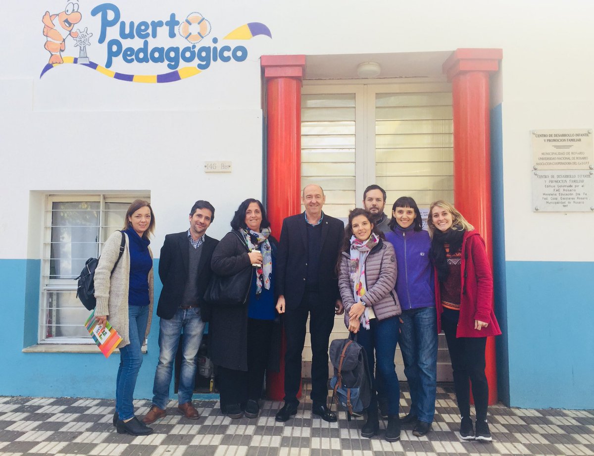 JorgeMAlvarez's tweet photo. Recorrimos junto a @andreatravaini las instalaciones del @CeDIPF junto el Presidente Leandro Justo y el Vice Andres Cáceres. Desarrollan una importante e integral tarea a través  de este Centro de Día con más de 100 chicos en el barrio de La Sexta en #Rosario https://t.co/J8PCx1bj7q