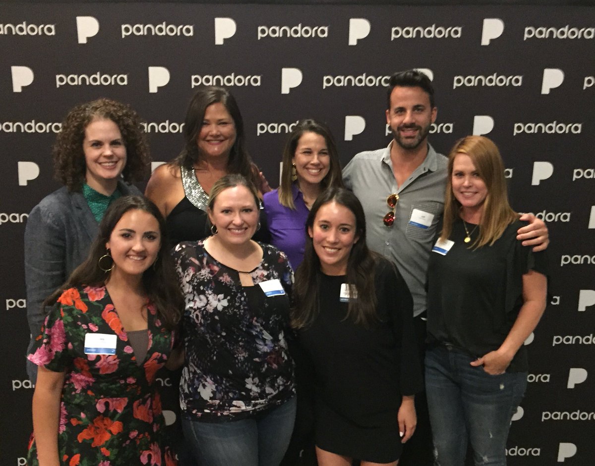 tmadvertising's tweet photo. We had an awesome time with our client @tacobueno at last night's @pandoramusic Amplify event! 🌮 + 🎵 = ❤️ https://t.co/RkdQduPw6D
