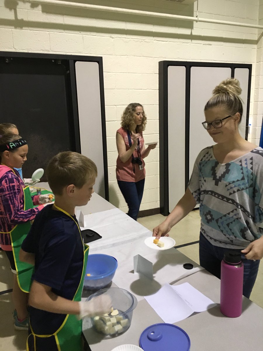 TCETigers's tweet photo. TC's 4th grade Ss did some cheese sampling today. Thank you @FUTP60 and @WisconsinCheese https://t.co/Y2ooTCfwZR
