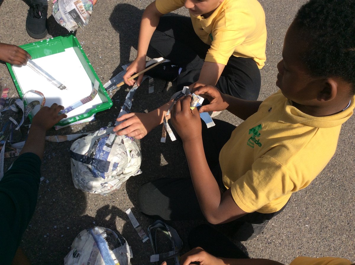 KenderWilson's tweet photo. This afternoon, we continued to create our model Solar System @OutdoorClassDay https://t.co/tXefnB7Twc