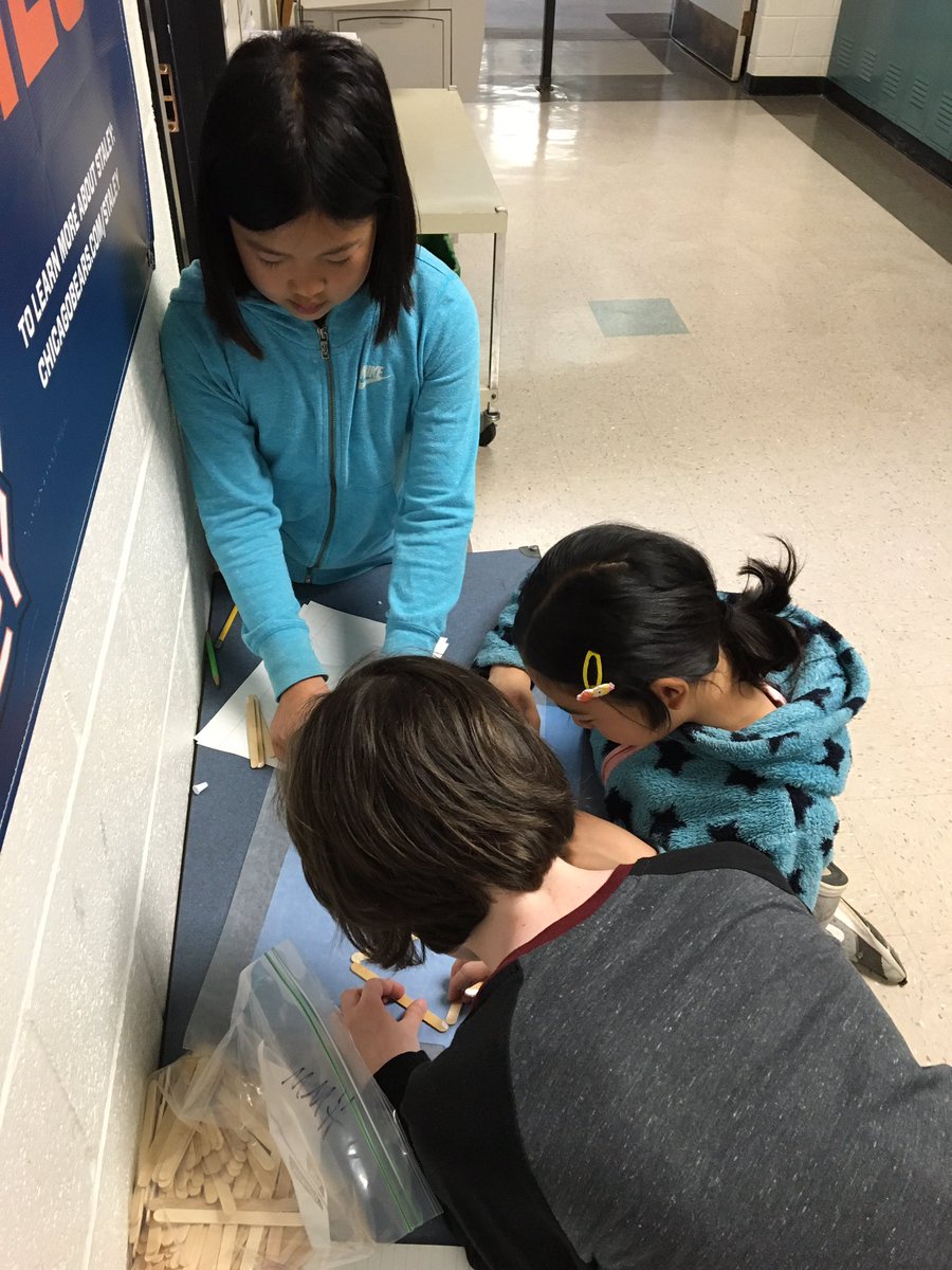 lynnsurico's tweet photo. Bridge making has commenced - a little loud but we are off to a great start. π Which one will be the strongest?? #4thTAP #kip109 #engage109 https://t.co/ZmT3S03Anu
