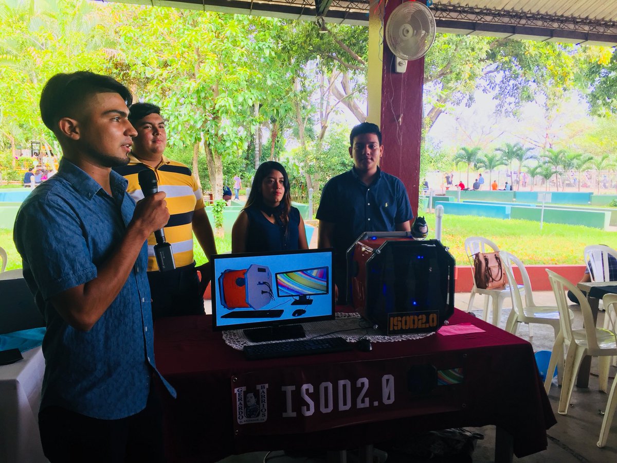 UGB_SV's tweet photo. La ISOD2.0 en la Feria de #Hardmodding https://t.co/YTY6WPLt5T