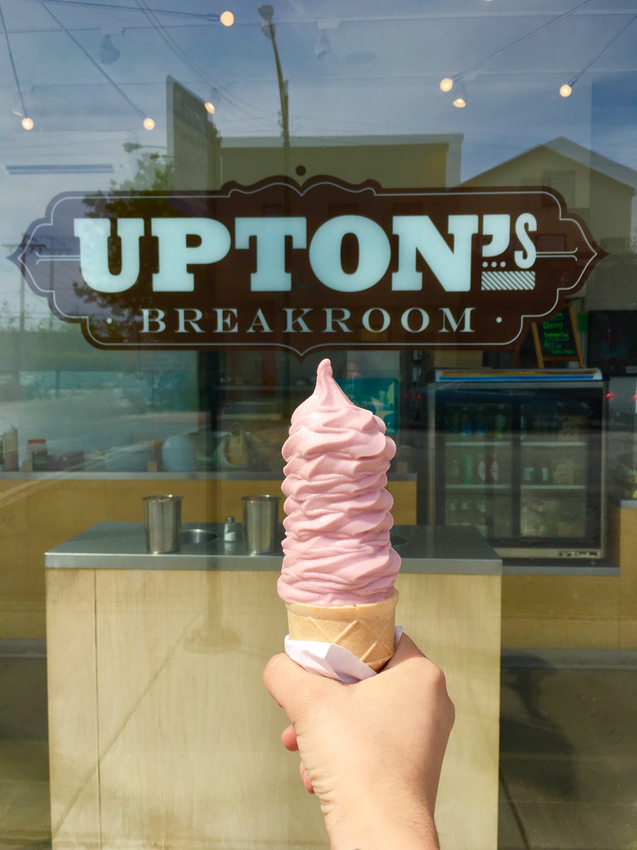 LiberationKichn's tweet photo. Current soft serve flavor: Cherry! 🍒🍦 https://t.co/UNLx0PInmk