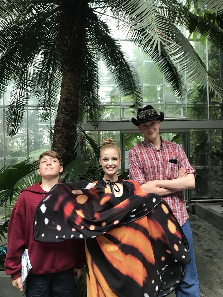 SpringerOGWA's tweet photo. US Botanic Garden continued. #ogwa2018 https://t.co/i1y6kzG20n