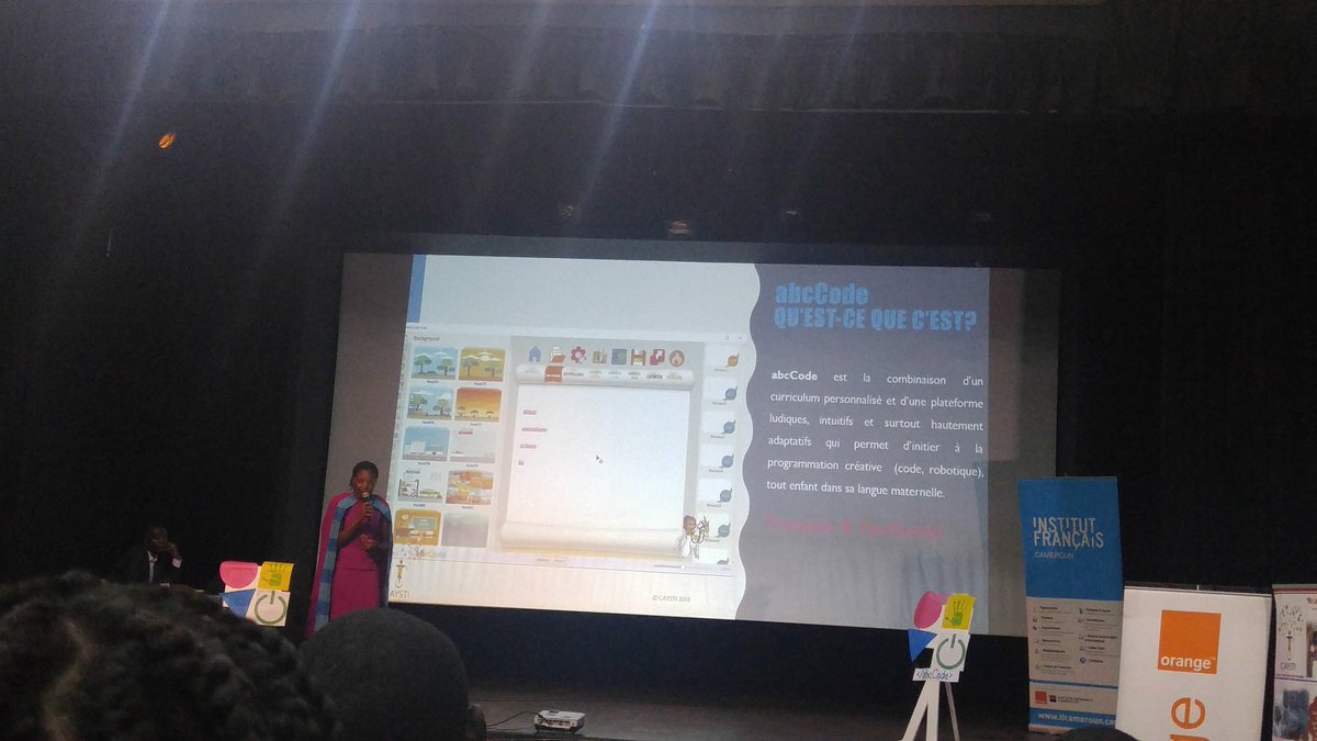 Cyprien_T's tweet image. Présentation de la plateforme ABC Code de @CAYSTI237 par @arielleKitio
Une application destinée à l'apprentissage du code (développement d'application) aux enfants. 
#ICT4Dev #ABCCODE #DevEcosystem237  #Cameroun