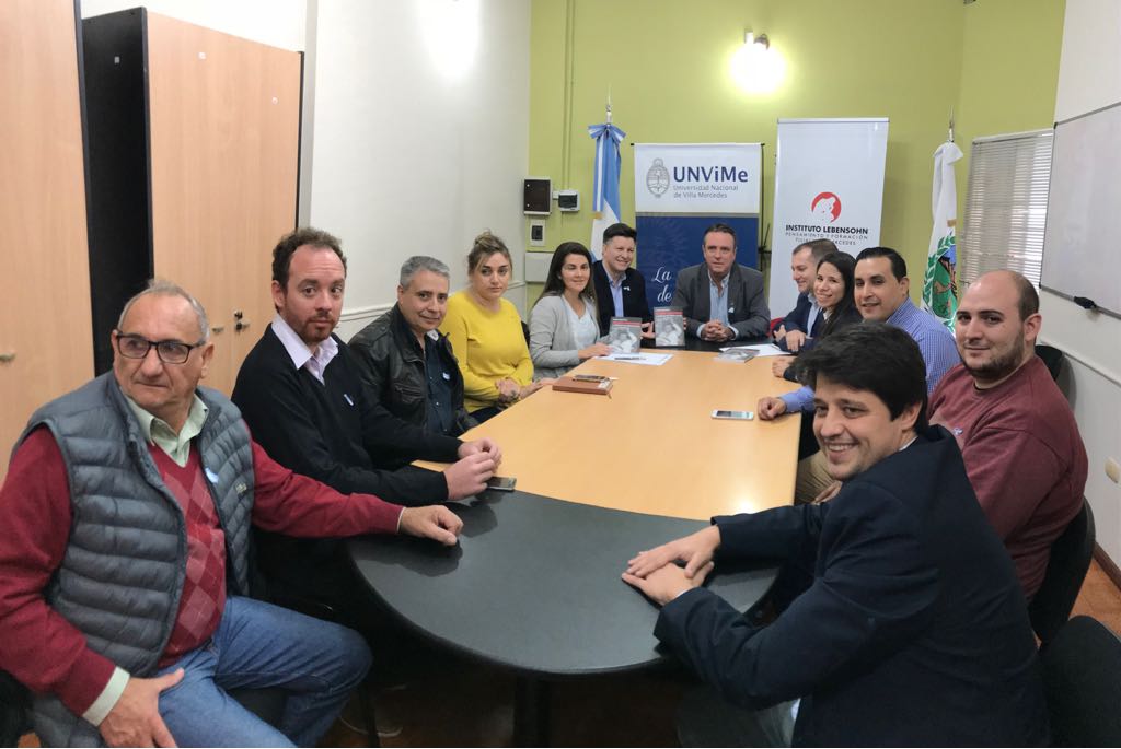 joselriccardo's tweet photo. Participando de la reunión en donde la Universidad Nacional de Villa Mercedes firma convenio de cooperación con el Instituto Moisés Lebensohn. El Rector David Rivarola y él presidente del Instituto Hernán Rossi rubrican el convenio Marco ... https://t.co/OIjmaPr1ug https://t.co/9W0kqTR9aA