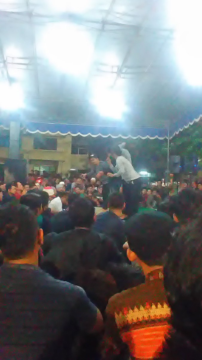 Pengamen tweet media