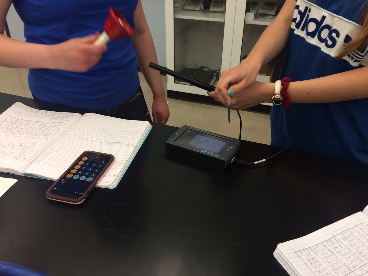 OCU_Chemistry's tweet photo. Playing with the physics of musical instruments in lab today! #SCI1041 #Maymester https://t.co/8LbxM0LSjL
