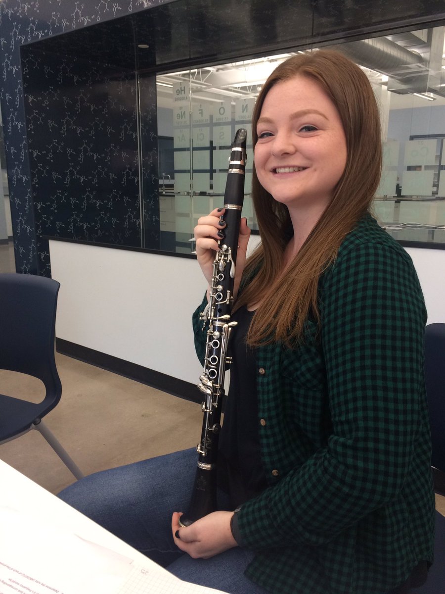 OCU_Chemistry's tweet photo. Playing with the physics of musical instruments in lab today! #SCI1041 #Maymester https://t.co/8LbxM0LSjL