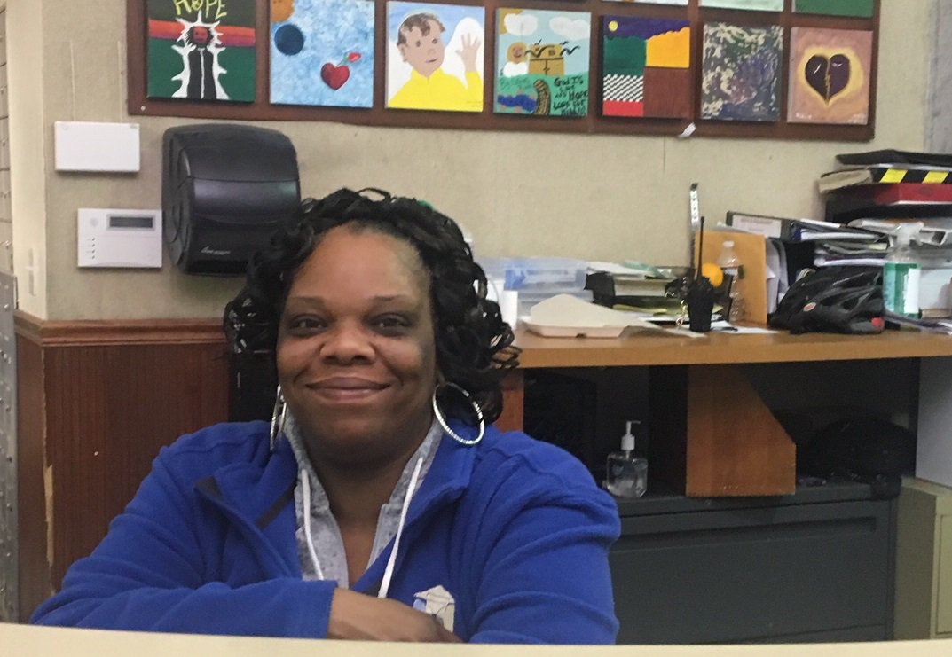 SFHBoston's tweet image. When you enter the building and are greeted with a smile - and with #dignity - you're off to a good start. Neysa makes our lobby a brighter place. #basicservices #rebuildinglives