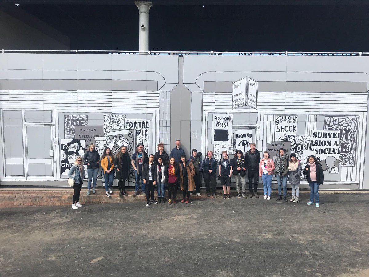 Rachel_RWalker's tweet photo. A fine day @tbc_glasgow meets @GIfestival meets #theyoungregenerators and #mickpeter 🕶☀️😌 https://t.co/0ckzbeTFor