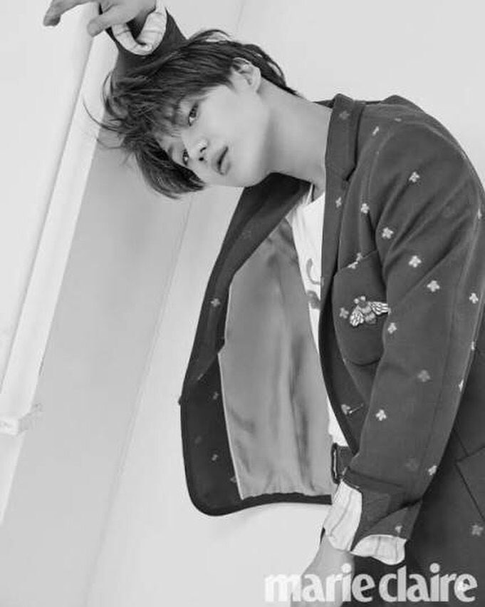Egyptian_Shawol's tweet photo. 180518 editork79 Instagram Update:
์ค์ด๋ ๋ฐ๋ท 10์ฃผ๋
๊ณผ ๋๋ถ์ด ์ปด๋ฐฑ ๊ธฐ๋
๋ง๋ฆฌ๋๋ ๋ฅด 6์ํธ ํ๋ณด์ ์ปค๋ฒ ๋๋์ด ๋ฐ๋งค. ๊ณ ์ํ์ด์ ๋ชจ๋๋ชจ๋ ! #editork #SHINee https://t.co/pSAagO7KvZ
