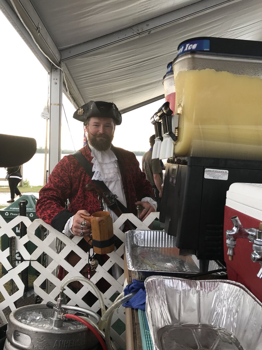 MShaneC's tweet photo. Nothing better than a cold beverage to calm a pirate. #TSTPBBQ , #WCBCC18 https://t.co/MoDboELSzA