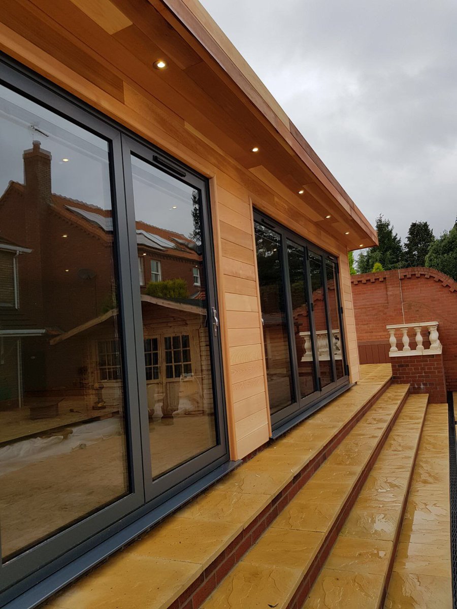 ModularWorksLtd's tweet photo. Nice #HotTub housing project just finished, using #modular #pod #construction. Same works for #SwimmingPools, #GamesRooms, #ManCaves, #WomanCaves etc.
> > > https://t.co/0XJBrnOF75 #building #GardenRooms #roompods https://t.co/62nS9uABFD