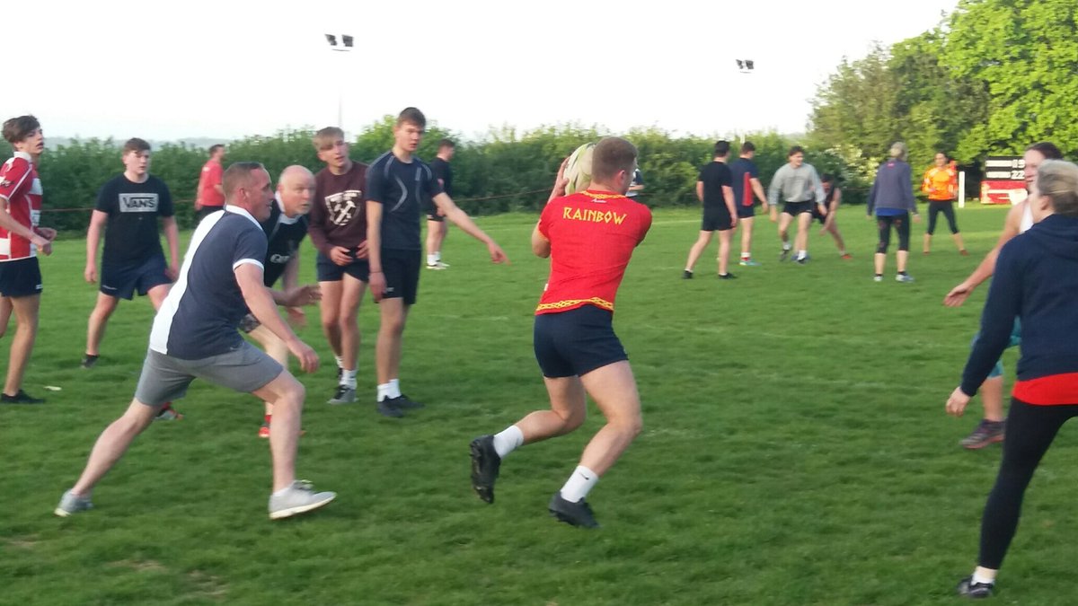 crowsrugby's tweet image. Well what a week it’s been - record number of players last night!!

65 people enjoying great weather, having fun, enjoying the company &amp;amp; of course the O2 Touch Rugby games going on at Crowborough RFC

@O2Touch #O2TouchForAll #O2Touch #crowboroughrfc #crowborough @crowboroughrfc