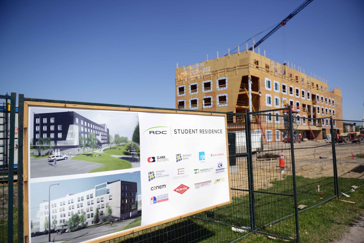 RedDeerPolytech's tweet photo. Construction is progressing on the new RDC Residence! 🔨🏡Work began on the new Residence site in October 2017, with structural foundations complete in December. Since February, above-ground construction has been progressing rapidly. See more here: https://t.co/YiPJ6hImc6 #MyRDC https://t.co/4RocT6C4OR