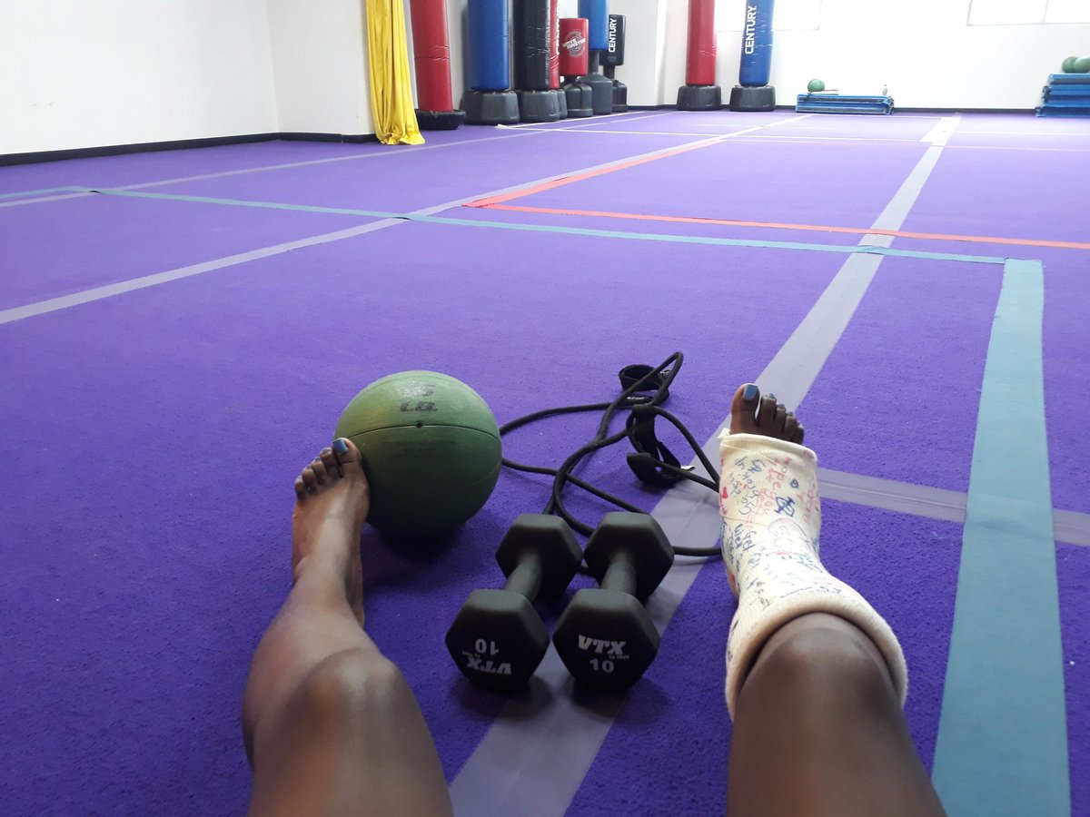 876BlackBeauty's tweet photo. Time to get today's little work out in. #FitLifeStruggles #BeingInjured #NoExerciseDoctorSays #NoExcusesISay #UpperBodyAndCore #FitLife #HealthyLiving https://t.co/4zcpgsa1vk