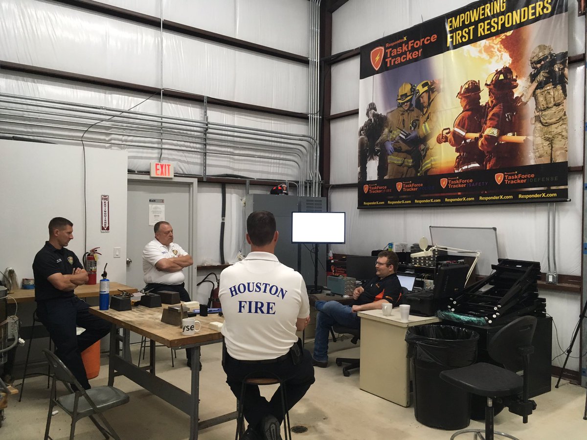 responderx's tweet photo. Great chat with @HoustonFire about #TaskForceTracker this morning @FirefightersHOU https://t.co/V2edG2jLfQ