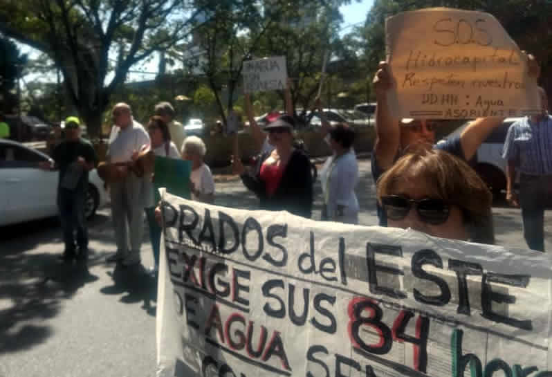 Carlos Romero: las autoridades de Baruta deben asumir su rol para resolver crisis del agua caurimare.comunicas.org/2018/05/18/car…