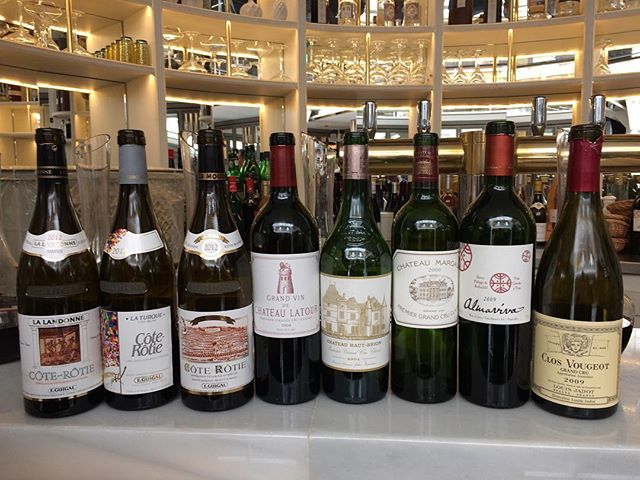 marieroginska's tweet photo. Dégustation exceptionnelle de quelques pépites, entre les vins mûrs et les vins à devenir il y a de quoi se régaler 🍷🍷🍷❤️❤️ #coterotie 2012 #guigal #lalandonne #laturque #lamouline #rhonewine #chateaulatour 2004 #pauillac #hautbri… https://t.co/gJmiiyPNCu https://t.co/qBa9T5CAcG