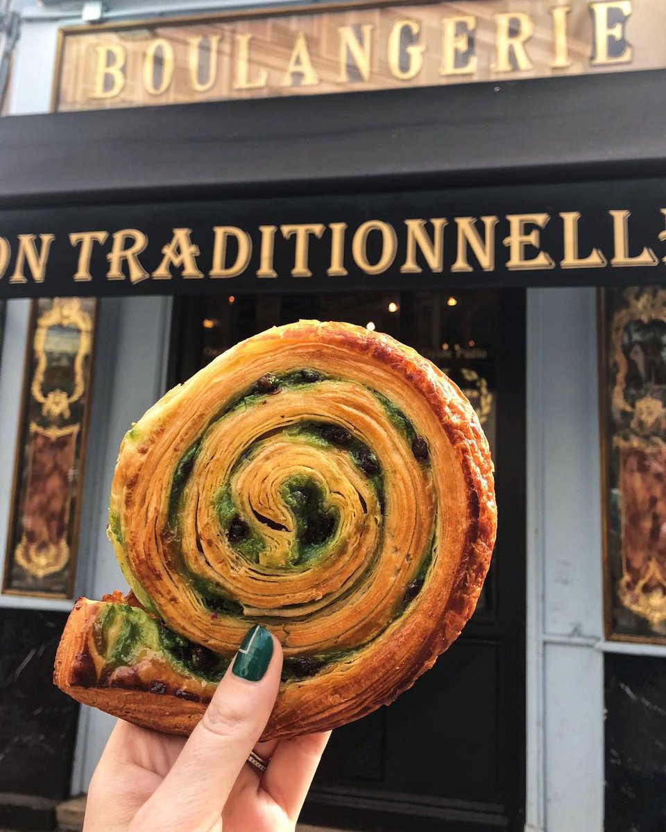 French Words on X: There's a bakery in Paris named Du Pain et des