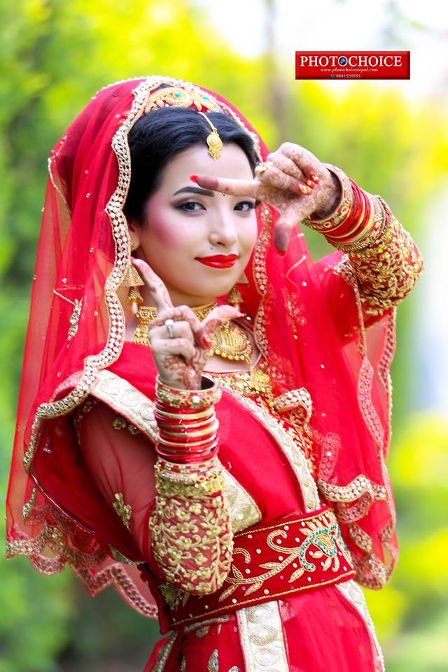 Pin by Babuchhipa09 on बाबू सोलंकी | Indian bride photography poses, Indian wedding  couple photography, Indian bride poses