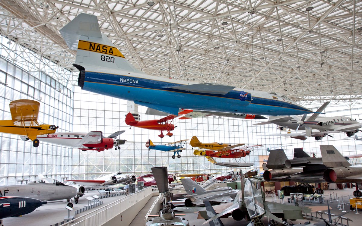 museumofflight's tweet photo. Are you exploring the Museum today? Be sure to take a selfie in honor of International Museum Day!

With over 175 aircraft &amp; spacecraft,  millions of rare photographs, dozens of exhibits &amp; experiences, we bring mankind's incredible history of flight to life. #imd2018 https://t.co/MTcylZsNmF