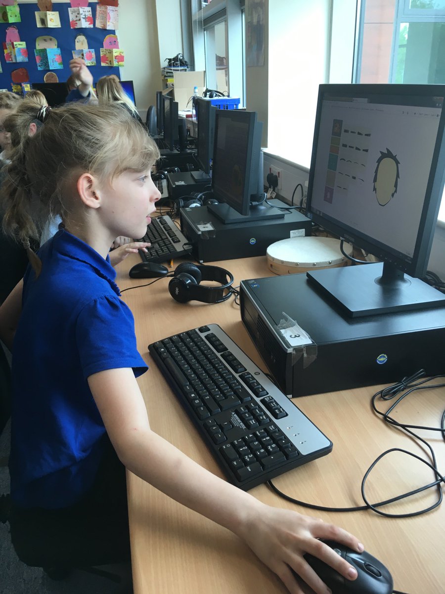P4PiriePark's tweet photo. Some children in P4a chose to go on @sumdog for their golden time treat today! 🔢🌟⌨️@glasgowcounts #mathsisfun https://t.co/grmfi8k2J9
