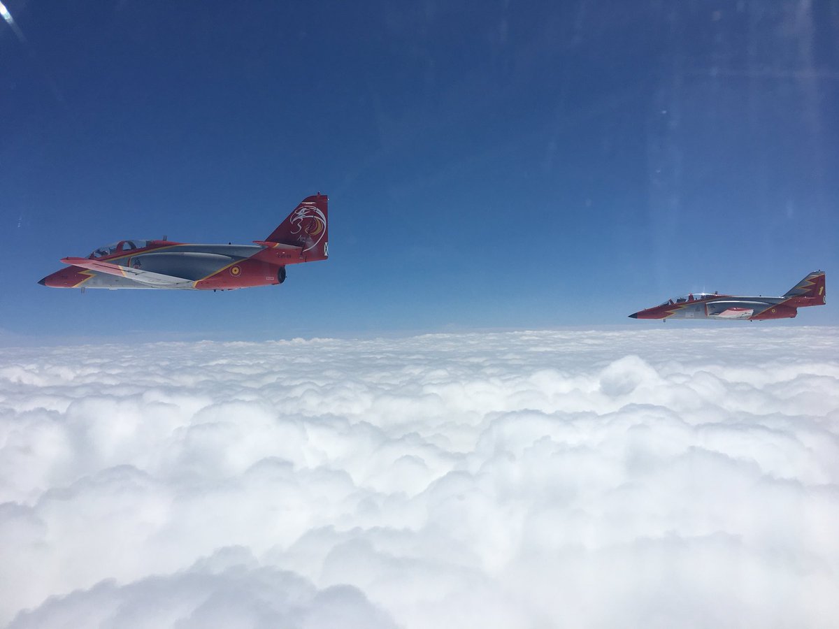 patrullaguila's tweet photo. La Patrulla Águila ya está en Tarragona donde ha completado su ensayo con éxito. Os esperamos el domingo en el Balcón del Mediterraneo https://t.co/f3D0Z2iRX1