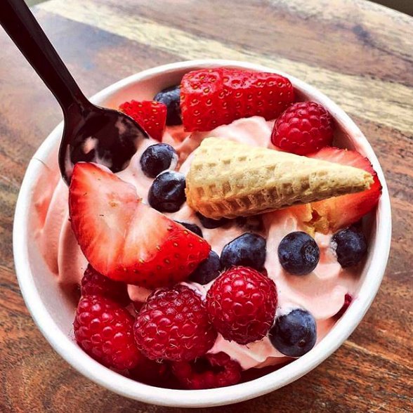 Had lunch yet? Frozenyo is a quick and healthy option that’ll keep you going through this dreary weather.
