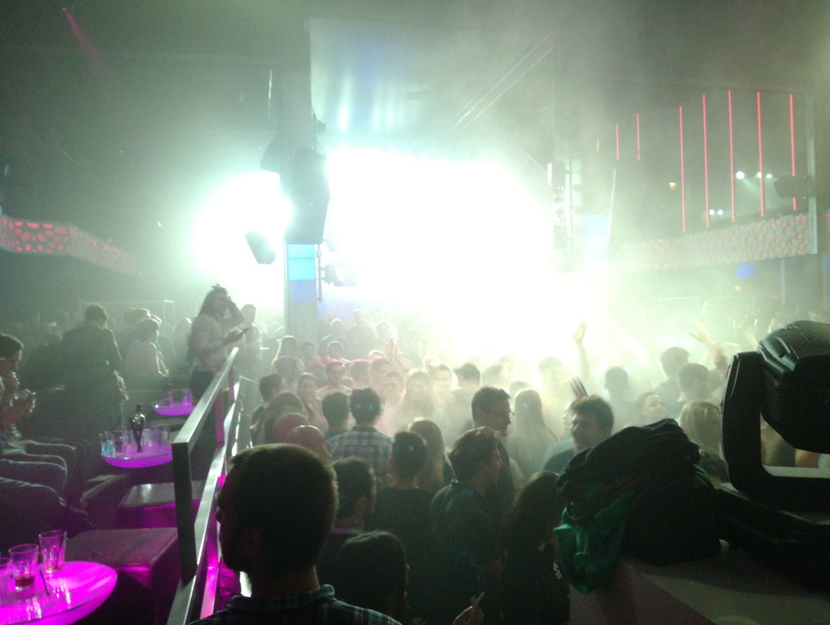 andreas1787's tweet image. Thanks for this absolutely awesome event @WeAreDevs We will see us again in 2019 :) #WeAreDevs #WeAreDevs2018 #event #awesome