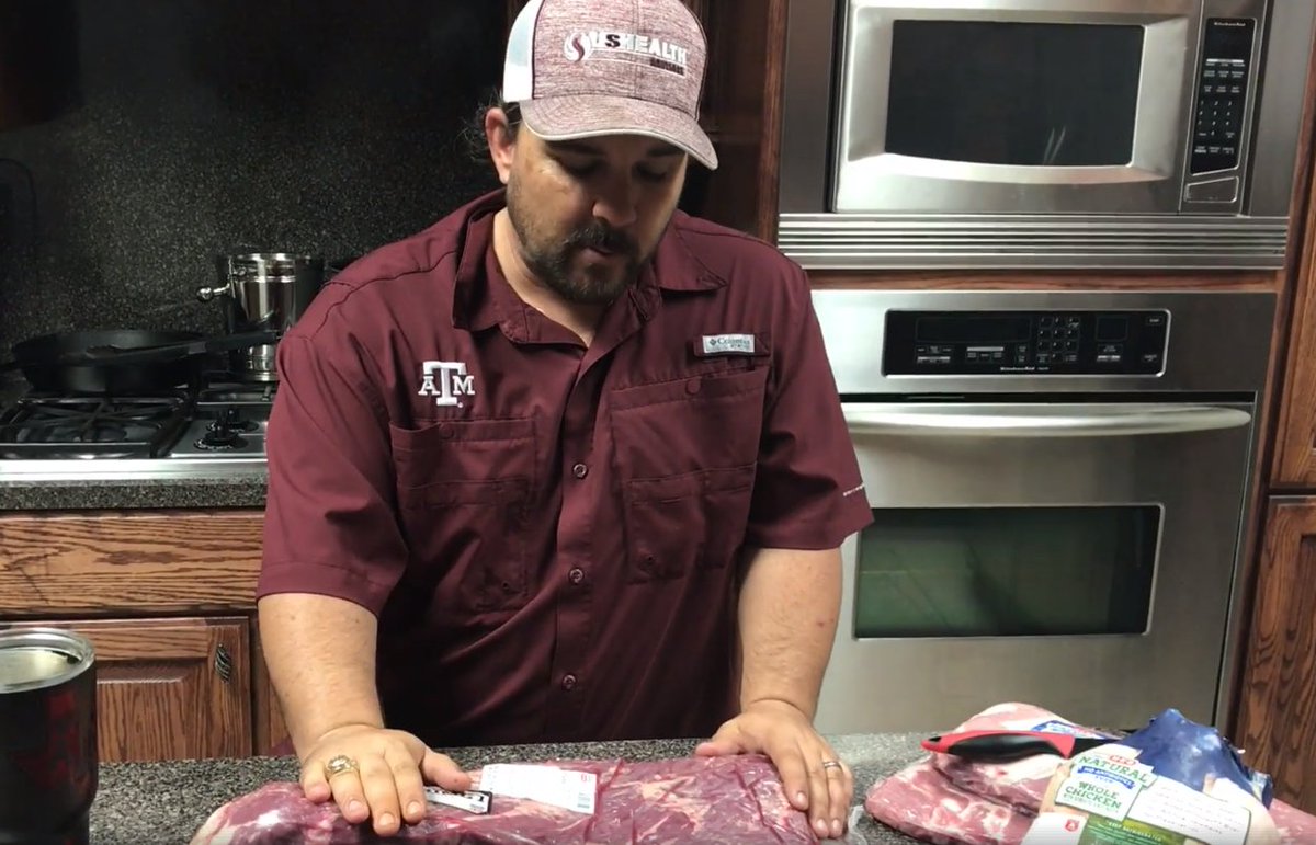 LouieB1150's tweet photo. Talking BBQ, TAMU recruits, Dallas Cowboys and whatever else pops up now with @Brice_Jones on the #LBshow https://t.co/2R5YkiZvlC