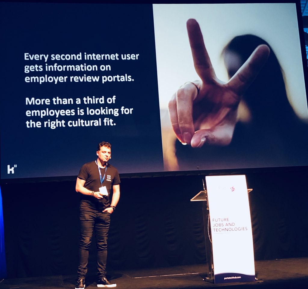 newwork_pt's tweet photo. Why transparency matters: Hélder Martins at Porto Tech Hub #PTH18 https://t.co/yemG7PIBzJ
