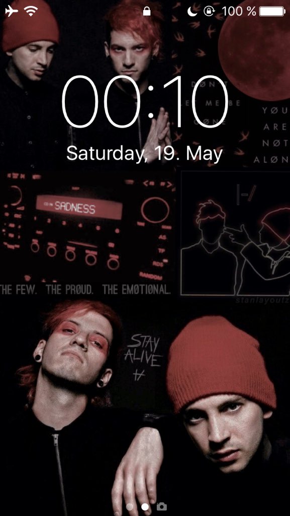 stanlayoutz's tweet photo. ☄️twenty one pilots lockscreen
👉🏻requested by @panickedpilots https://t.co/KCiEl9BAFz