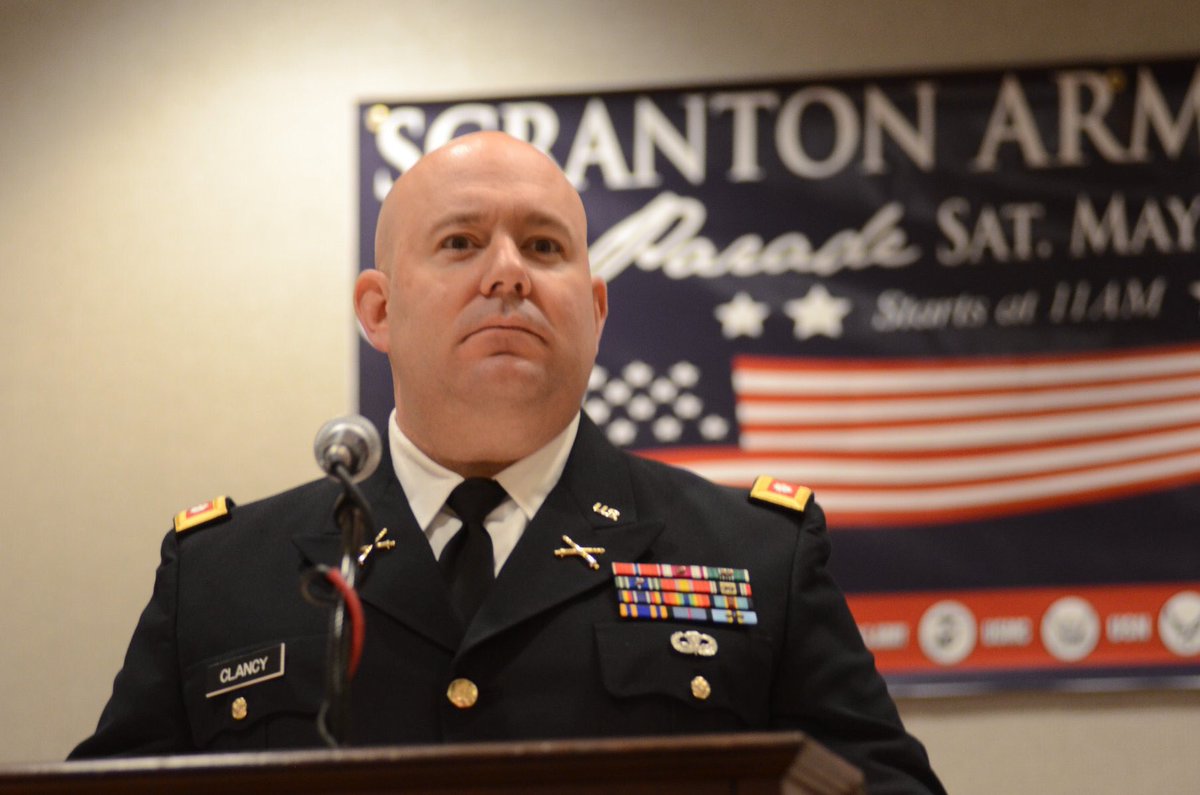 CDR107FA's tweet photo. Was honored to serve as MC at yesterday’s Scranton Armed Forces Day Luncheon #ArmedForcesDay 2018 #OneTeam https://t.co/iigYVlOABO