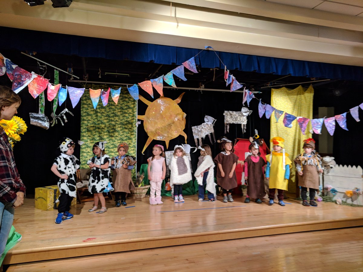 CHS1860's tweet photo. Our Beginners made their CHS stage debut this morning performing a joyful rendition of "Old McDonald had a Farm". Congratulations CHS class of 2026! #hillhappenings #oldmcdonald #stagedebut https://t.co/bAzp0bOCbl