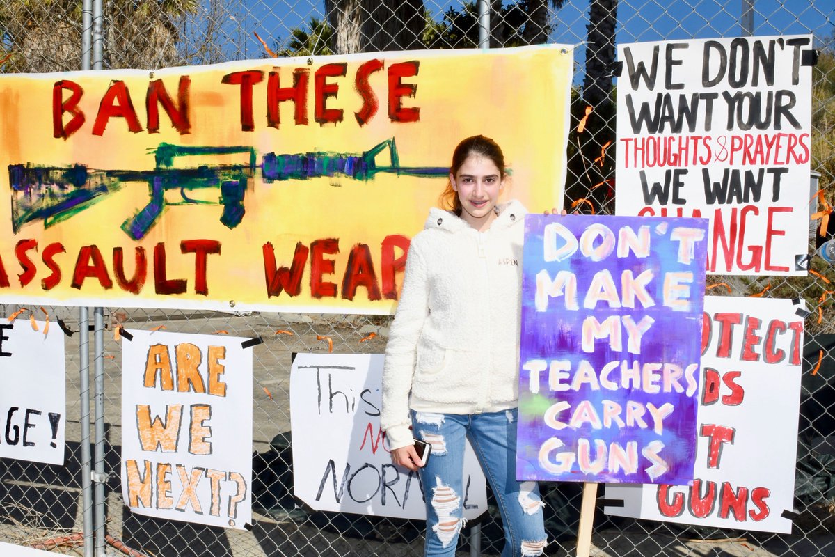 JulieEllerton's tweet photo. "Please God, NO more school shootings!!โ
#Enough #Heartbroken #cantlookatthenews #heartheirvoices #enoughisenough #SantaFeShooting #SantaFeHighSchool #Texas #Shooting #gunlawsneedtochange #GunControlNow #GunViolence #MassShooting #SafeSchoolsNow #EndGunViolence #homeschool๐๐ผ https://t.co/wWxBMZdwJv