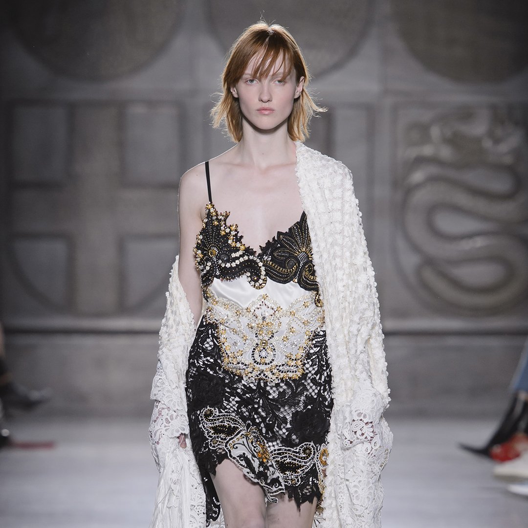 Embroidered macramè dress from Fausto Puglisi SS18 collection. 
#FaustoPuglisi #FaustoPuglisiSS18 #MadeInItaly
faustopuglisi.com