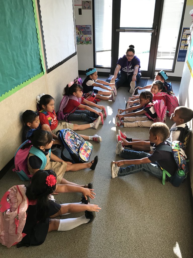 KennedyCougs's tweet photo. Early morning yoga sessions in @AliefPreK with @klbalief 😃 Such an awesome way to prepare our students for an active day of learning. @AliefISD #findingourzen #meditationtime #quietcougs https://t.co/v4sbNuzwE6
