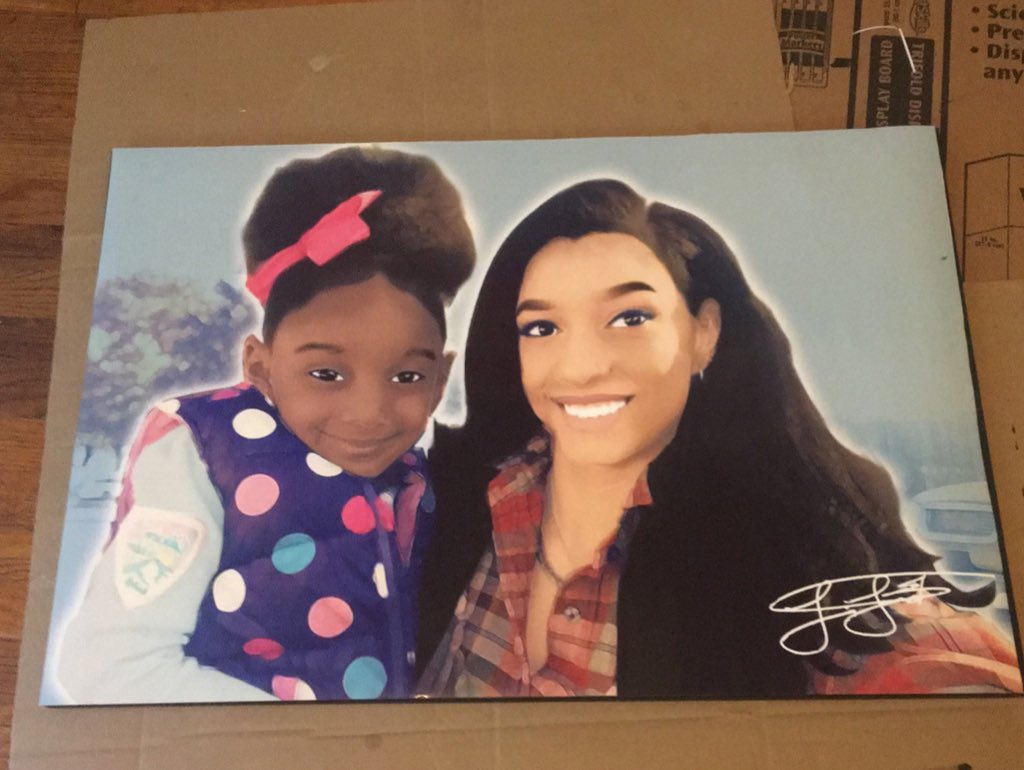 trapicasso__'s tweet photo. 23 Canvas in a ‼️🤯 (Mother’s Day, Graduation, Commissions) 

*Follow the thread to see more pics*

📬SHIPPING IS AVAILABLE 

#ITrapArt🎨 #CantSpellTrapWithoutArt https://t.co/YmLACNV5V7
