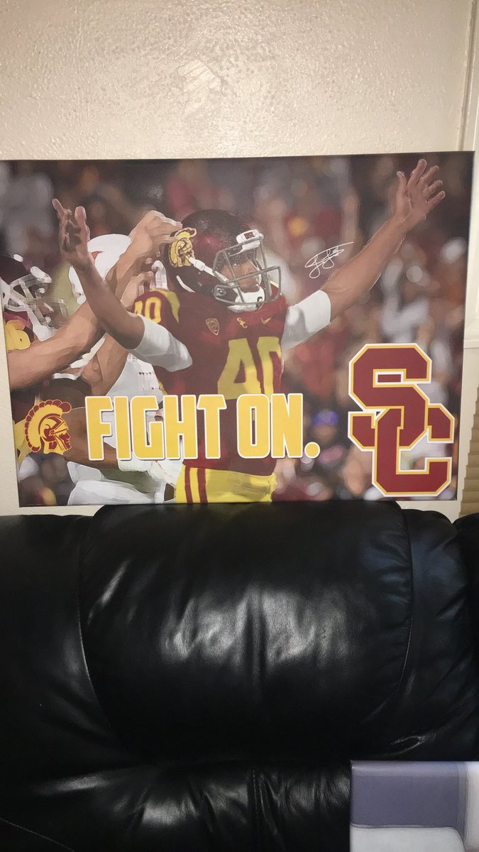 trapicasso__'s tweet photo. #USCFootball https://t.co/JculQins4T