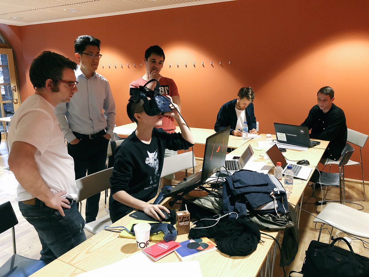 LisaGri's tweet photo. Wow these #vrhack teams at #VRSCIFest2018! In only one day they’ve created incredible concepts and #VR demos. 

Will be tough to select the winners @ChrisXtg 🏆 #innovation #hackathon #vrscihack #TietoXRLab https://t.co/U4f0Gj7W7R