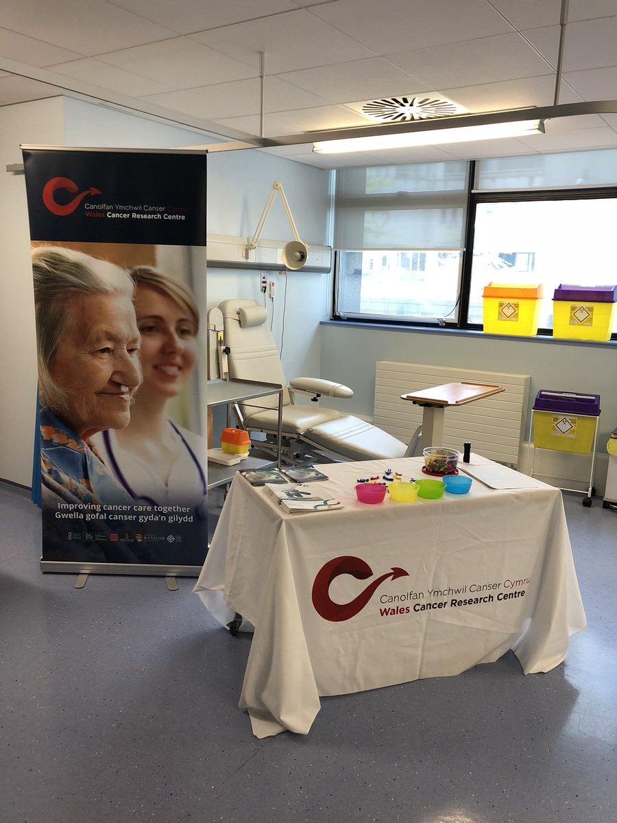 crf_cardiff's tweet photo. Thank you so much to everyone who took the time to come along to the CRF open day today, it was lovely meeting you all! See you next time 👋🏻 @CTRCardiffUni @theWCRC @CRUKCymru @CAV_Research #whywedoresearch #researchawarenessweek #teamcrf #openday https://t.co/mgFoeLrpAo
