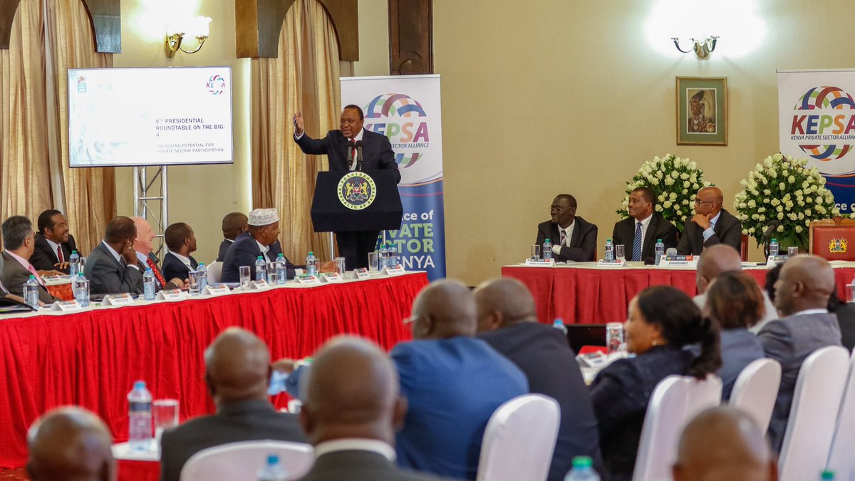 MEsipisu's tweet photo. President @UKenyatta says he does not back changes to Constitution https://t.co/eURXOyzHJy https://t.co/AoQbpG23QJ