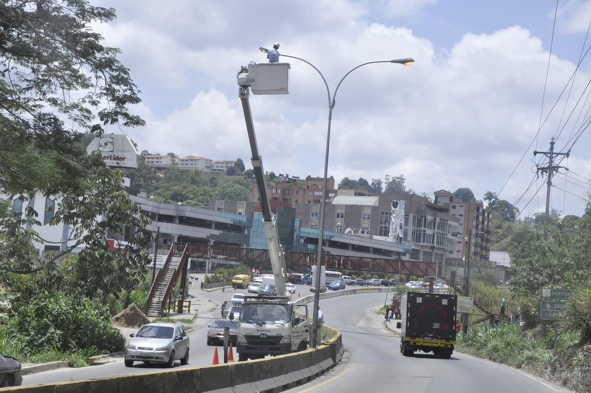 Venezuela un estado fallido ? - Página 27 DdfmYVbVAAEH1Ai