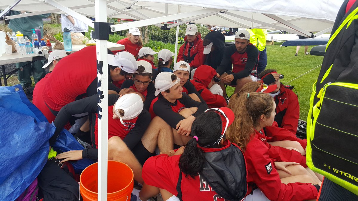 claire_marble's tweet photo. @WarhawkCrew how many warhawks can you fit under a tent? https://t.co/heNozOQO2e