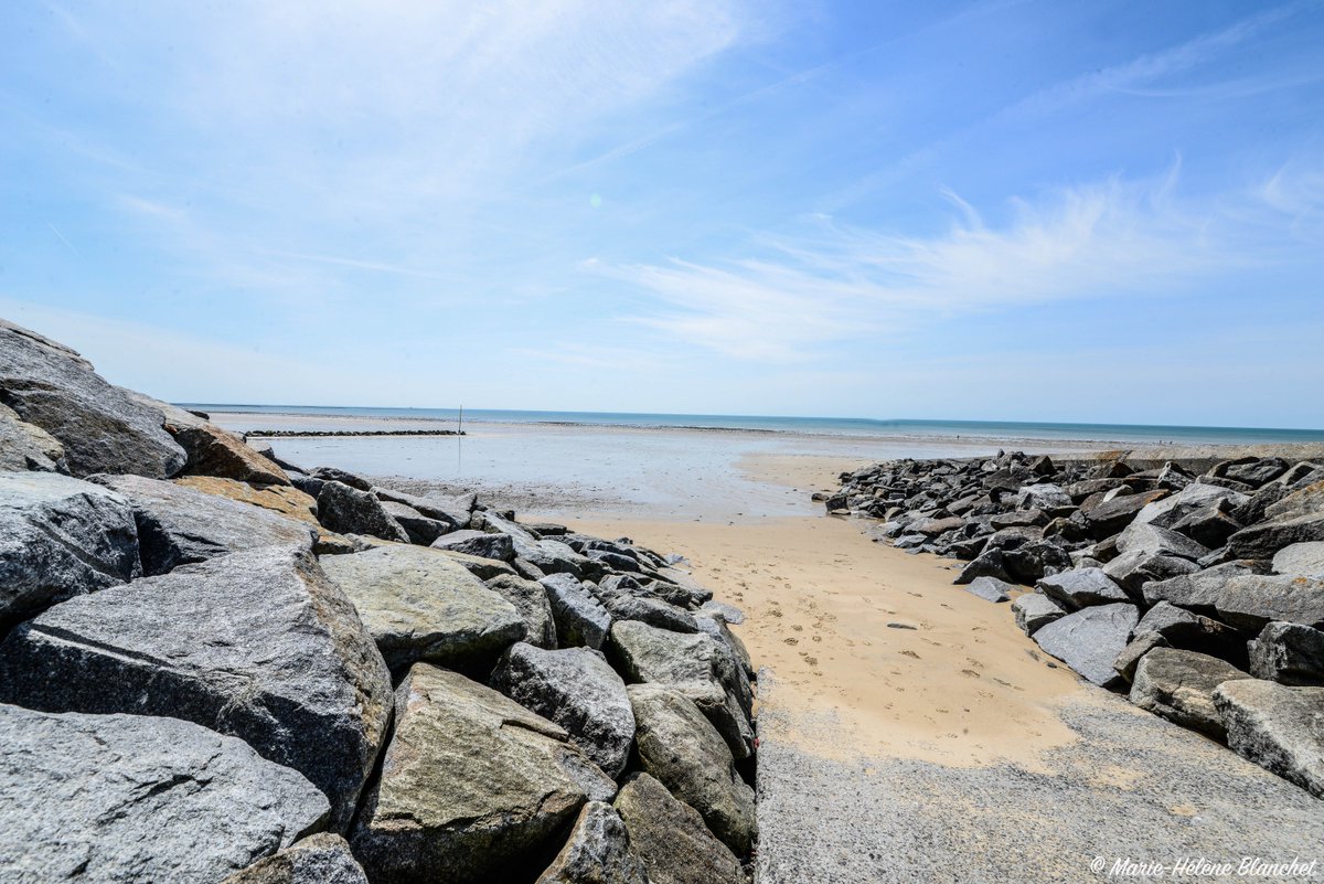 mhb_prod's tweet photo. Agon Coutainville 18/05/18 #mer #normandie #agon #sea #normandy https://t.co/j3meOQxw54