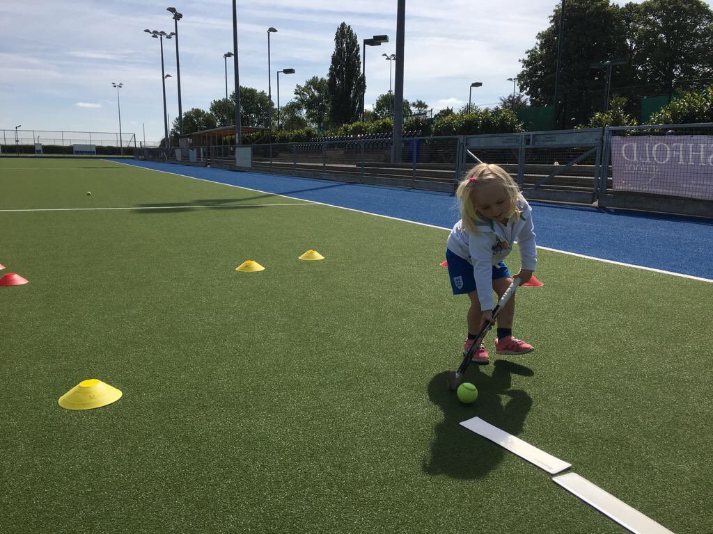 OxfordHawks's tweet photo. Lovely morning for our youngest players at Hockey Tots! #hockeytots#hockeyfamily#get inspired https://t.co/OKnl2JcWLG