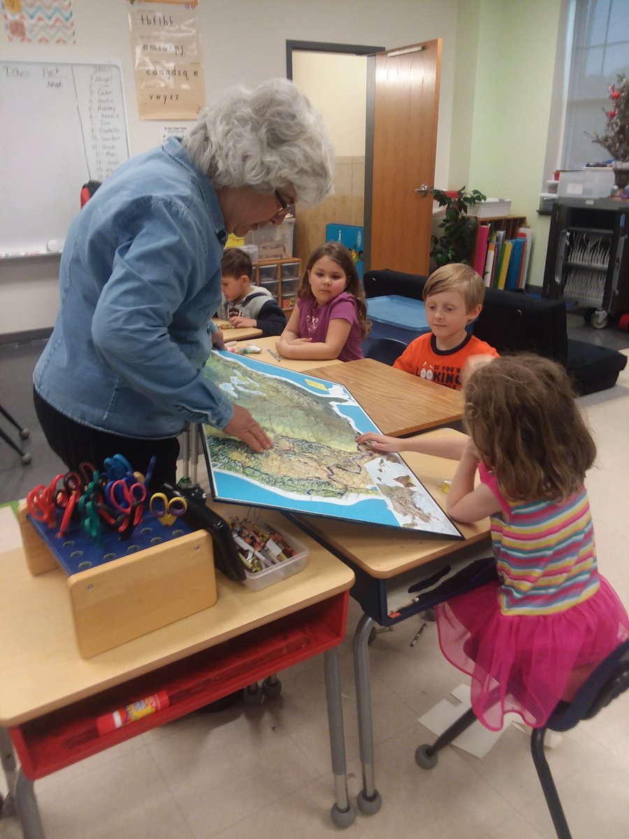 MofDWillowTree's tweet photo. K Ss learning about plants, animals, maps, and meeting new people with Mr. Jonas and Mrs. Kathleen.  @MD_Teach @pclearn @PCPS_Teach https://t.co/GFwKkOylRM